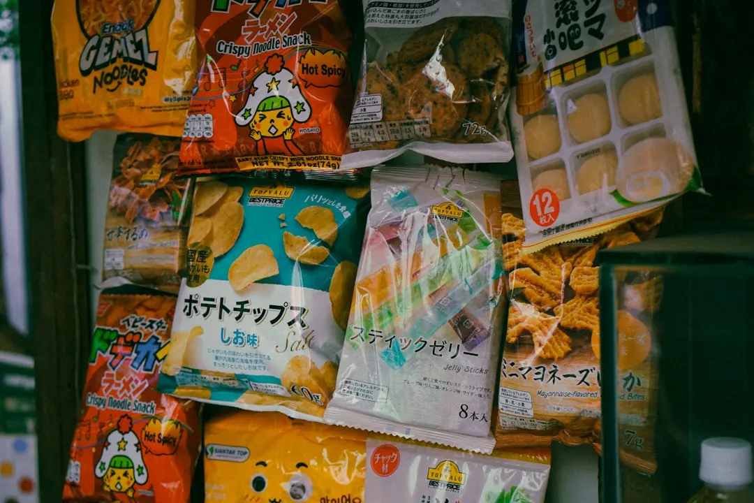湘潭制造企业生产数据采集方案对比：MES系统与看板集成实践封面图